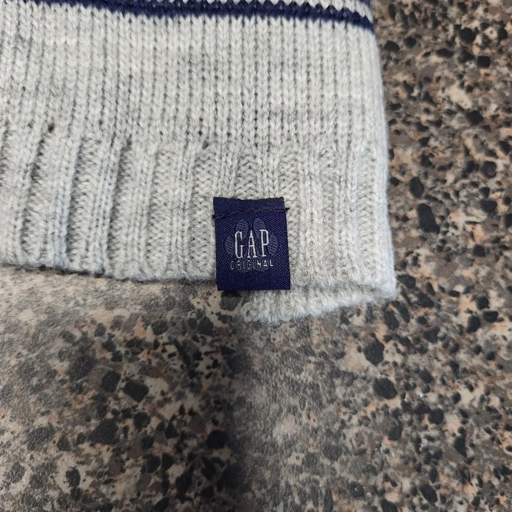 New GAP Dog Sweater XS X-SMALL‎ Gray Stripe Logo 7-10 lbs weight